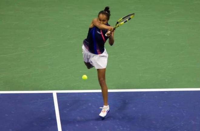 运动上的坚 运动上的坚